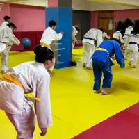 Сутайн Хүчтэн Дэвжээ